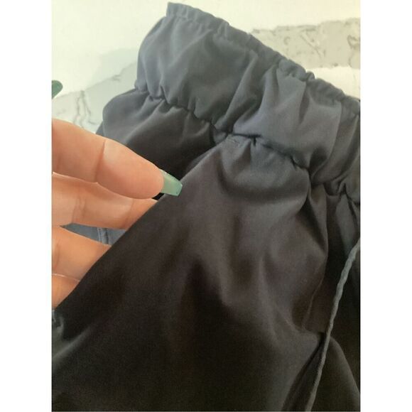 Lululemon Scuba Black MidRise Sz 4 Oversized Jogger Black Pockets - Picture 8 of 12
